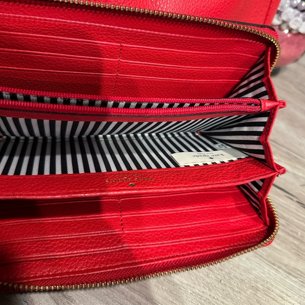 Kate Spade Cherry Red Leather Bundle - Shoulder Bag & Wallet COBBLE HILL ELLA - Picture 3 of 13